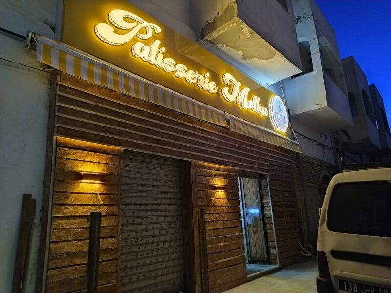 Façades et Enseignes