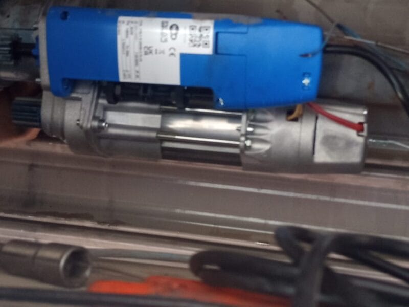 Porte automatique et rideau électrique métallique