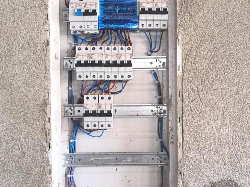 Électricien Bâtiment industriel