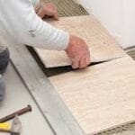 Poseur de carrelage et faïence et marbre